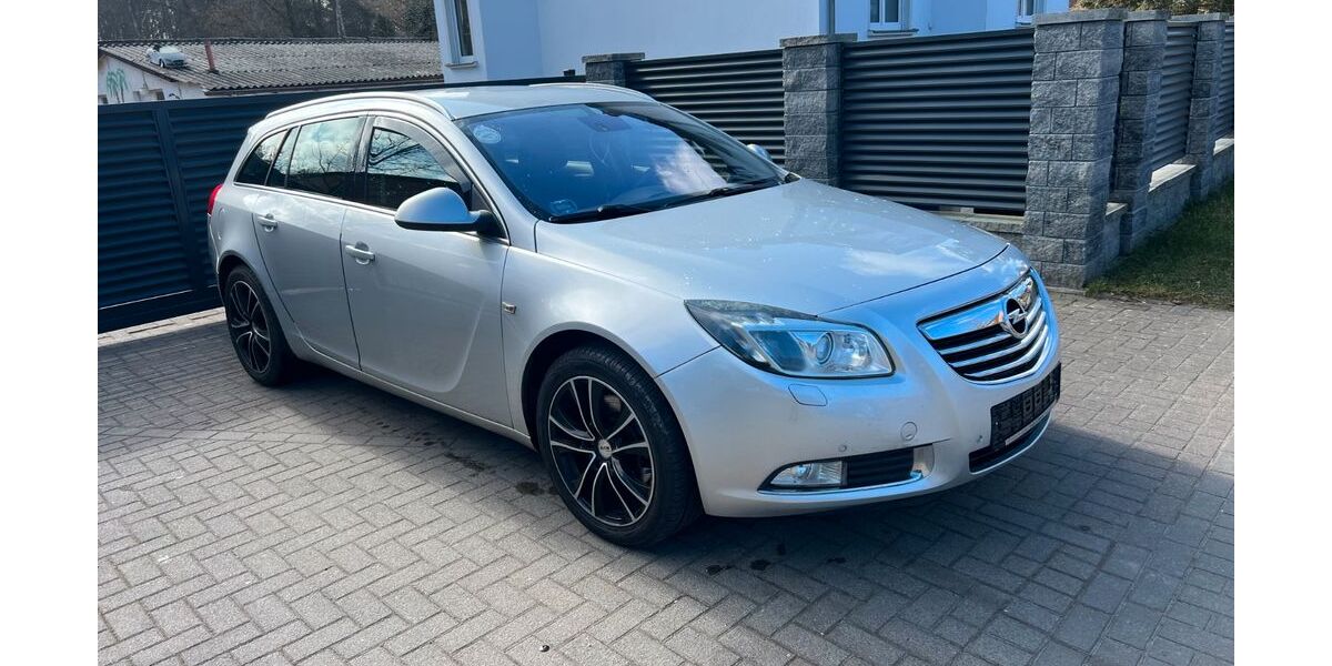 Opel Insignia 225.747 km 1.250 &euro; Bad Doberan 18209