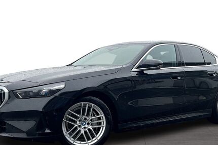 BMW i5 13.400 km 49.940 &euro; Cham 93413