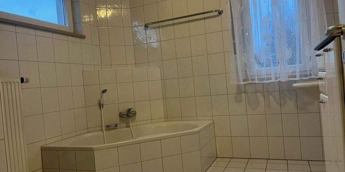 Reihenendhaus Regensburg Reinhausen - 4 Zimmer, 139 m&sup2;, 698.000&euro; | Angebot:25654333