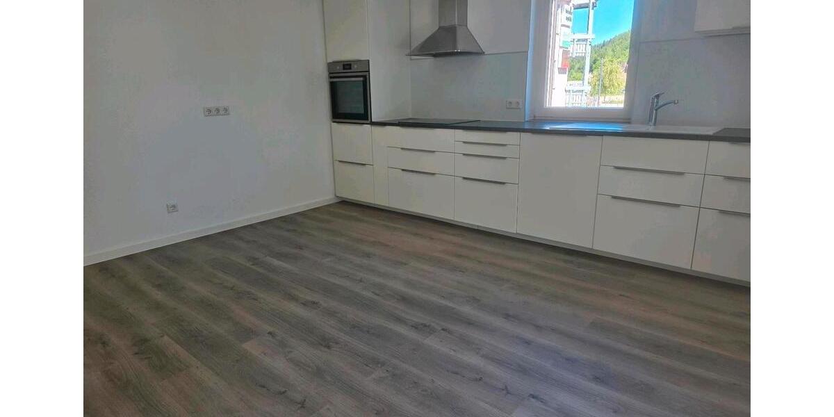 Etagenwohnung Egenhausen - 3.5 Zimmer, 105 m&sup2;, 950&euro; | Angebot:26096081