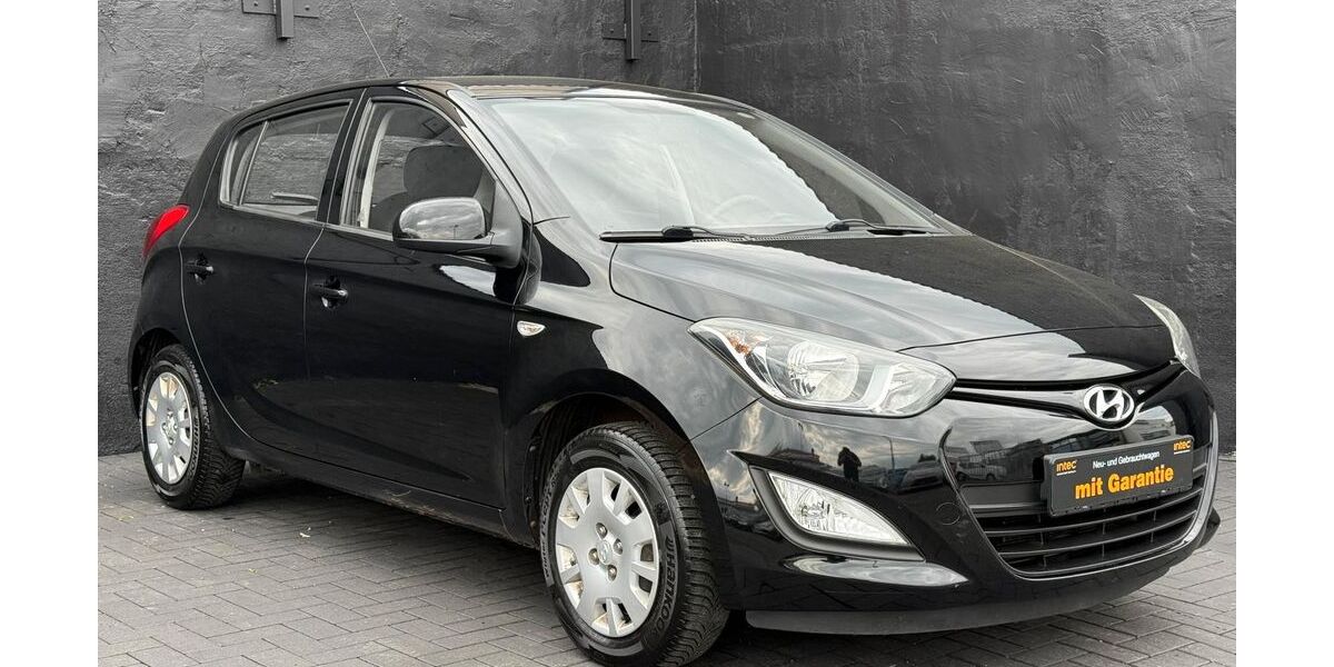 Hyundai i20 185.000 km 3.999 &euro; Euskirchen 53879