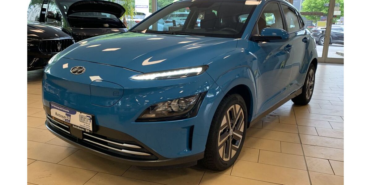 Hyundai KONA 13.861 km 17.500 &euro; Hennef 53773