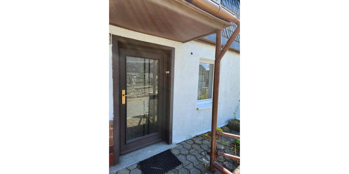 Kapitalanlage - renoviertes Haus – DHH 5 zimmer