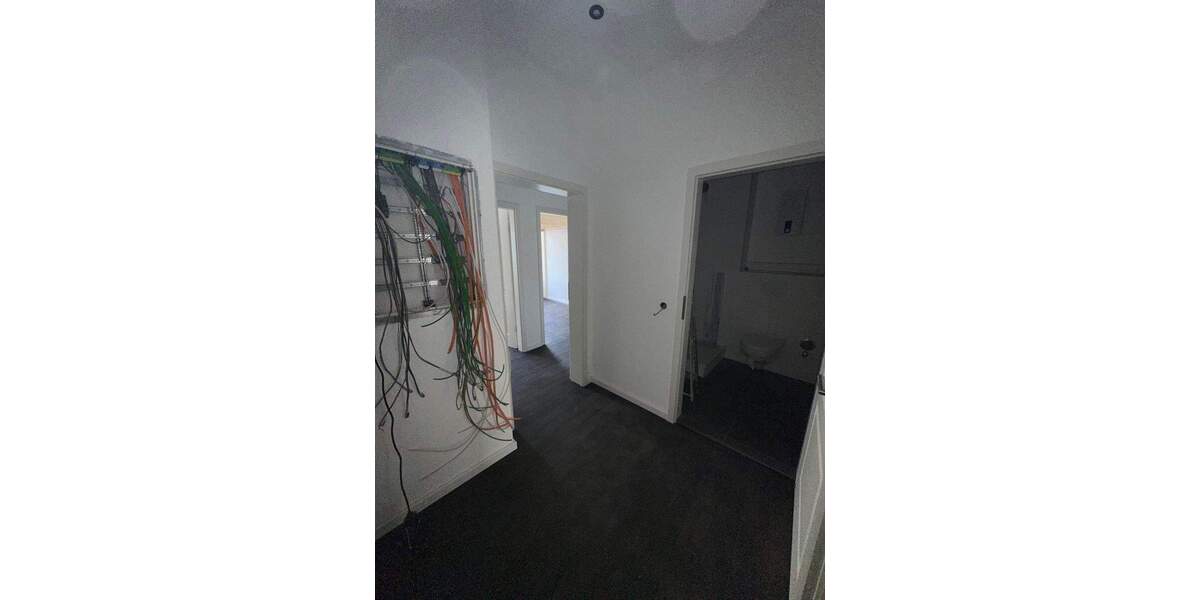 Frei ab 01.02.2026 Gute Lage 4-Zimmer-Wohnung zimmer