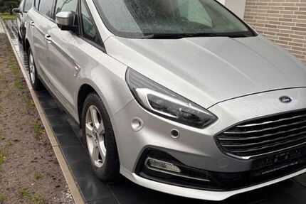 Ford S-Max 79.000 km 13.500 &euro; Delbrück 33129