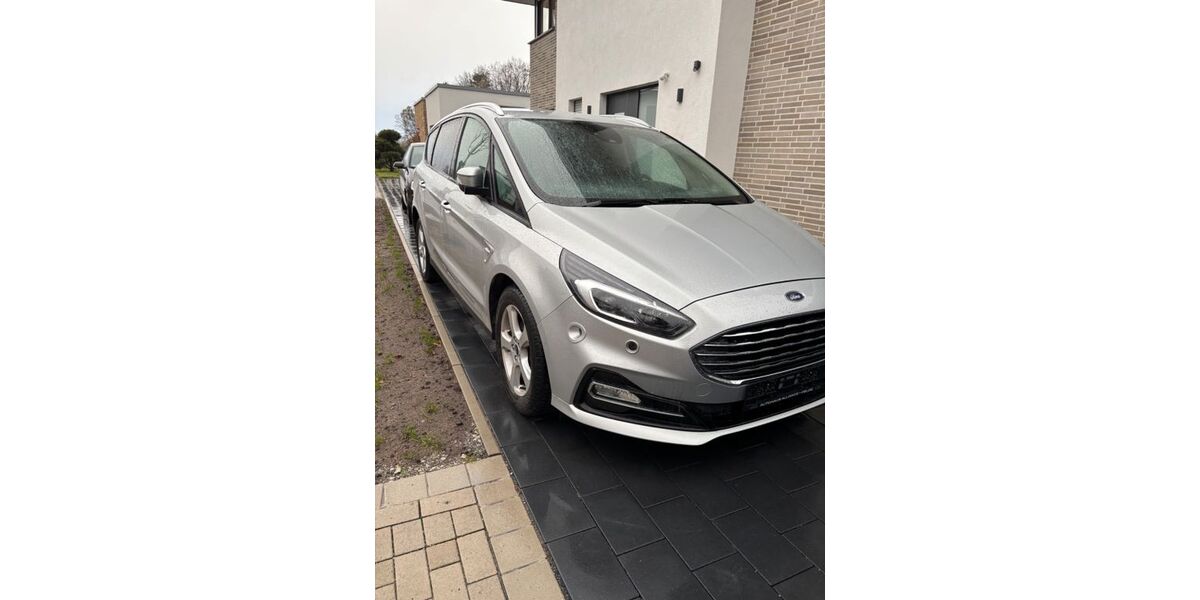 Ford S-Max 79.000 km 13.500 &euro; Delbrück 33129