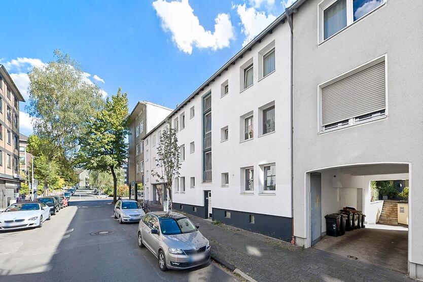 2,5 Zimmer – renoviert – zentrale Lage