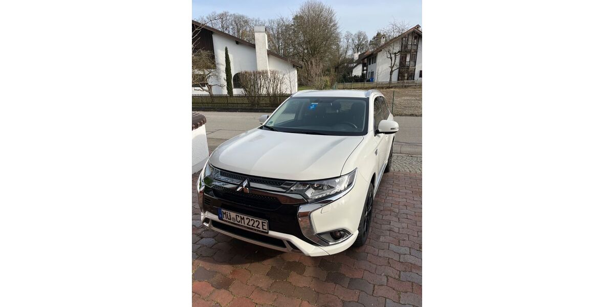 Mitsubishi Plug-in Hybrid Outlander 62.881 km 18.990 &euro; Mühldorf am Inn 84453