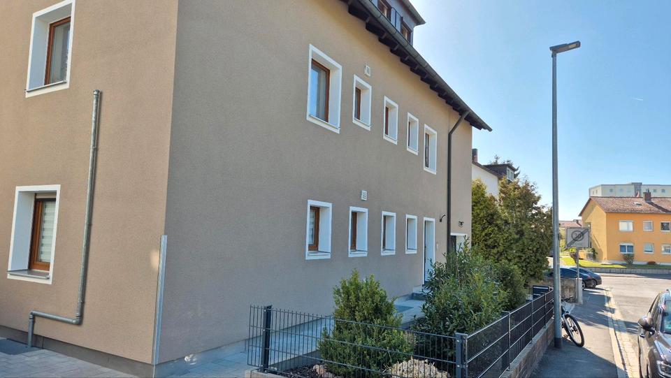 Erdgeschoßwohnung Freihung - 1 Zimmer, 90 m&sup2;, 1.050&euro; | Angebot:26367689