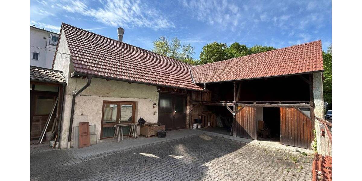 Einfamilienhaus Straubing - 7 Zimmer, 200 m&sup2;, 350.000&euro; | Angebot:26684150