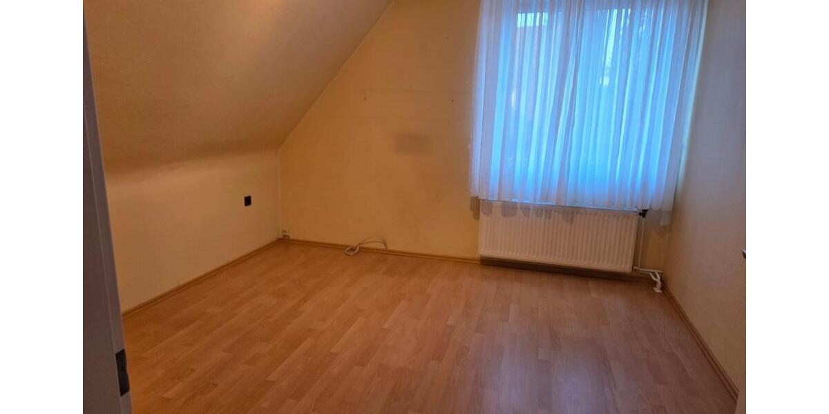 Einfamilienhaus Garbsen Berenbostel - 7 Zimmer, 120 m&sup2;, 480.000&euro; | Angebot:25601711