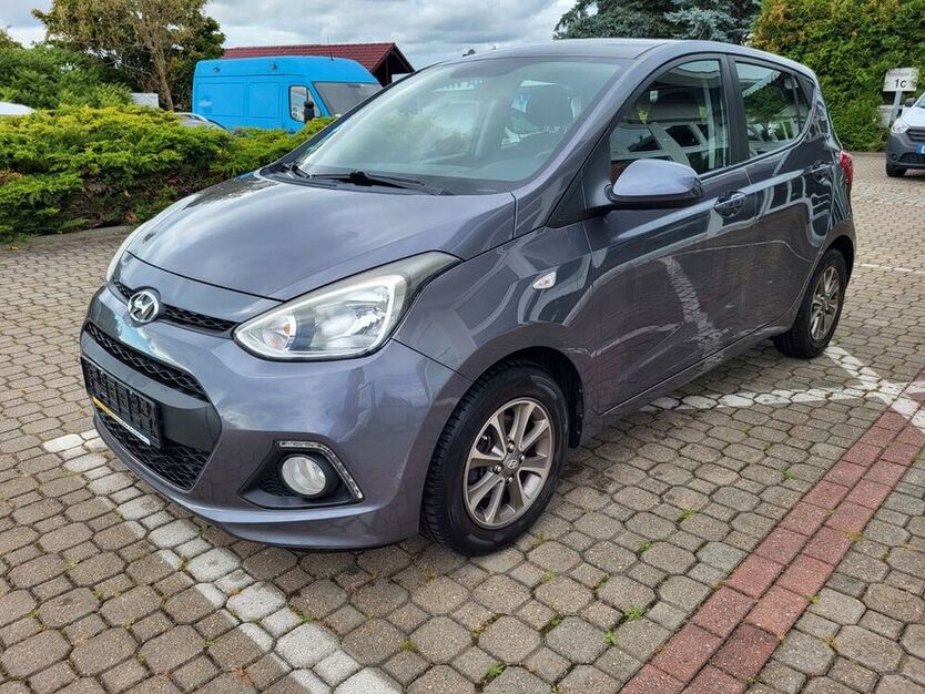 i10