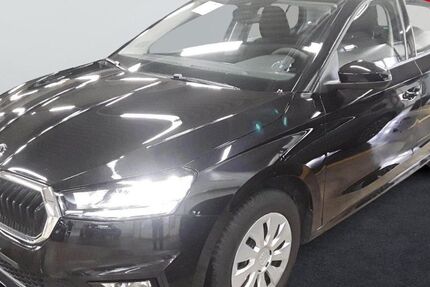 Skoda Fabia 24.500 km 15.840 &euro; Wackersdorf 92442