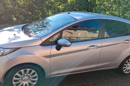 Ford Fiesta 126.000 km 3.100 &euro; Goldkronach 95497