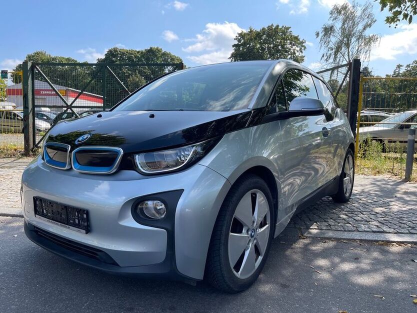 i3