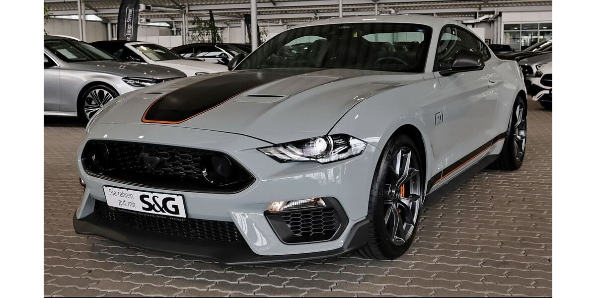 Ford Mustang 7.640 km 48.990 &euro; Karlsruhe 76185