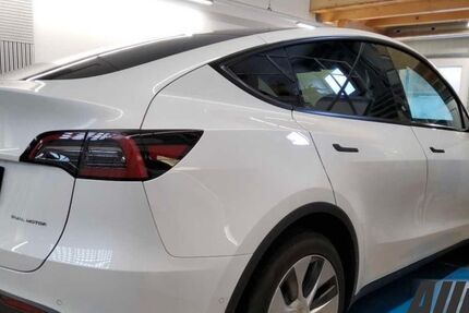 Tesla Model Y 40.490 km 34.240 &euro; Schöningen 38364