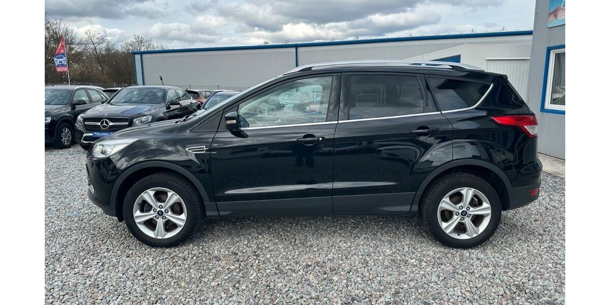 Ford Kuga 147.396 km 7.900 &euro; Alteglofsheim bei Regensburg 93087