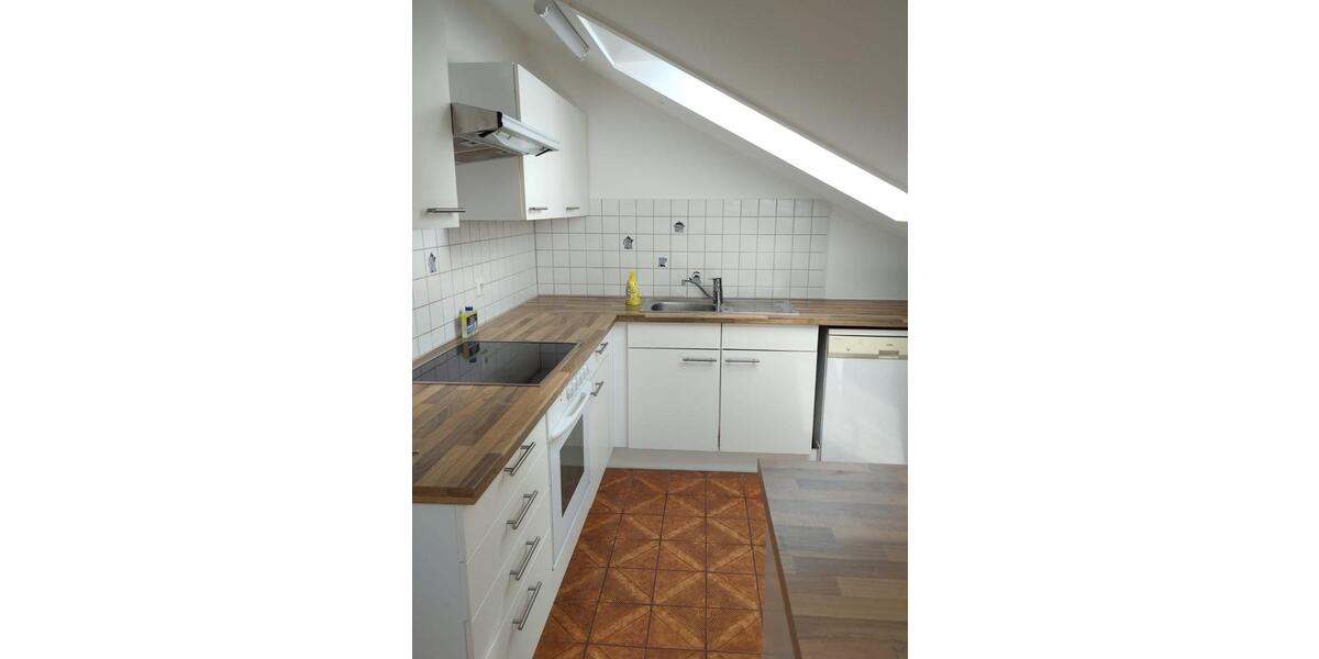 Dachgeschoßwohnung Lenningen - 3 Zimmer, 58 m&sup2;, 600&euro; | Angebot:26646778