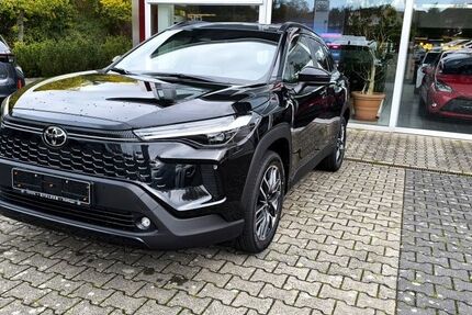 Toyota Corolla Cross 5.200 km 37.500 &euro; Stadthagen 31655