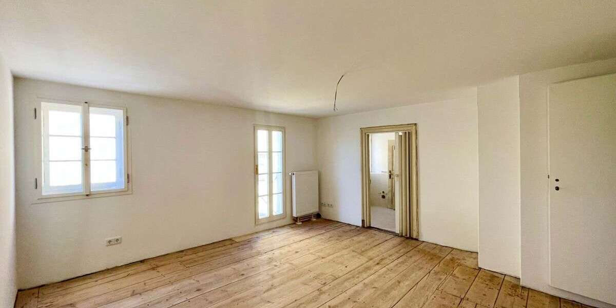 Etagenwohnung Dippoldiswalde - 3 Zimmer, 92 m&sup2;, 915&euro; | Angebot:26658677