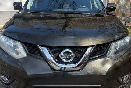 Nissan X-Trail 179.615 km 9.900 &euro; Glauchau 08371