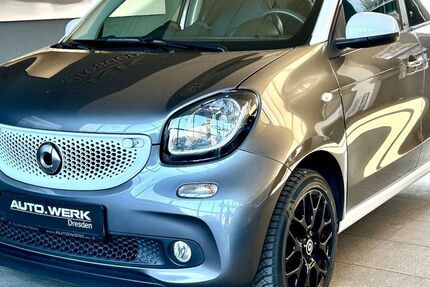 Smart ForFour 44.156 km 16.990 &euro; Dresden 01277