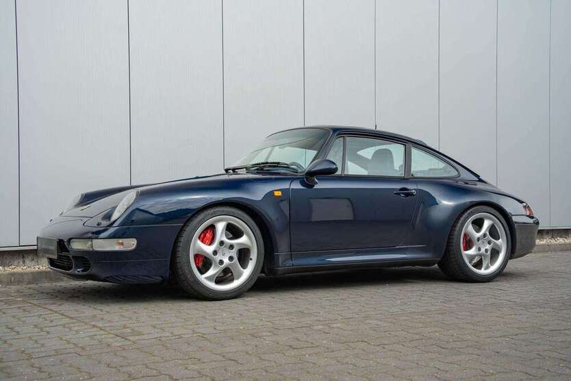 993
