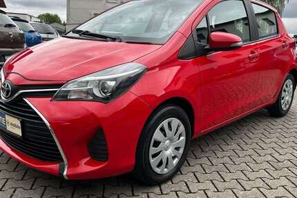 Toyota Yaris 37.679 km 12.900 &euro; Butzbach 35510