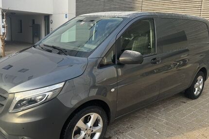 Mercedes-Benz Vito 169.000 km 13.990 &euro; München 81827