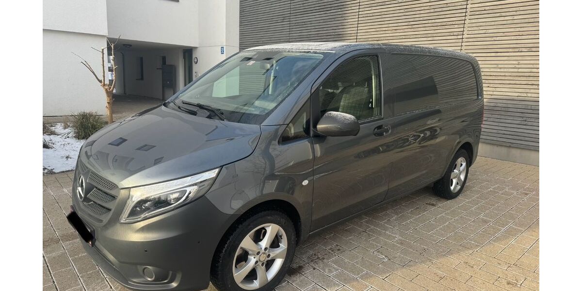 Mercedes-Benz Vito 169.000 km 13.990 &euro; München 81827
