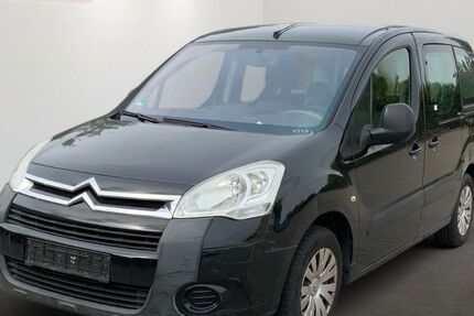 Citroen Berlingo 156.960 km 2.899 € Brehna 06796