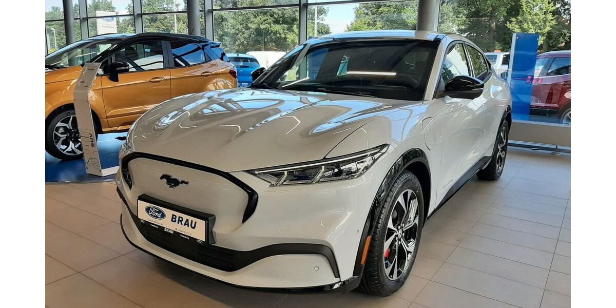 Ford Mustang Mach-E 62.999 km 32.990 &euro; Hude 27798