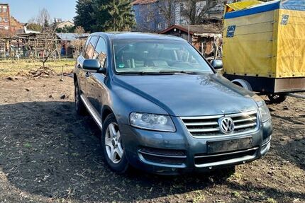 VW Touareg 325.000 km 1.800 &euro; Zeitz 06712