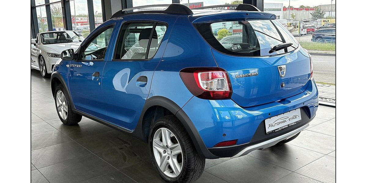 Dacia Sandero II 0.9 TCe 90eco Stepway Navi PDC Tempo 159.000 km 4.999 &euro; Stade 21682