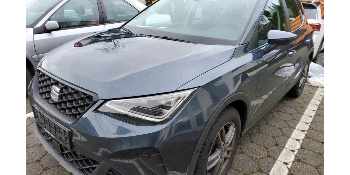 Seat Arona 28.500 km 19.450 &euro; Bremen 28329