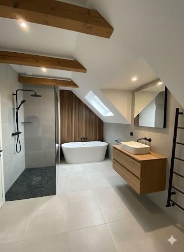 Einfamilienhaus Geiselhöring - 10 Zimmer, 300 m&sup2;, 1.500&euro; | Angebot:24461635