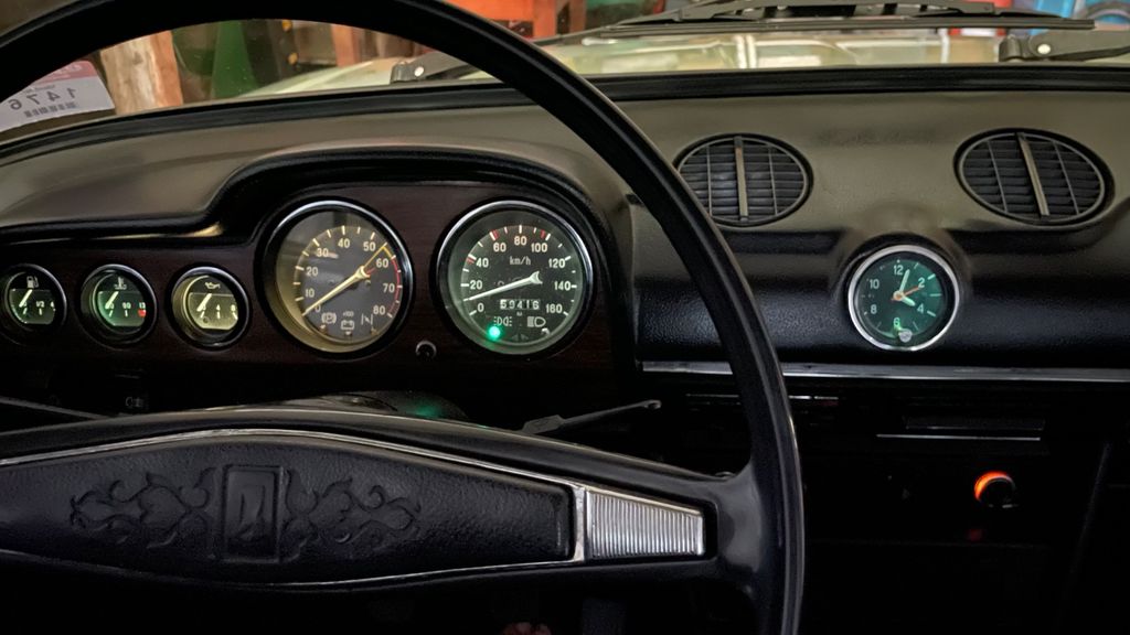 Lada Andere 59.400 km 6.100 &euro; Rastede 26180