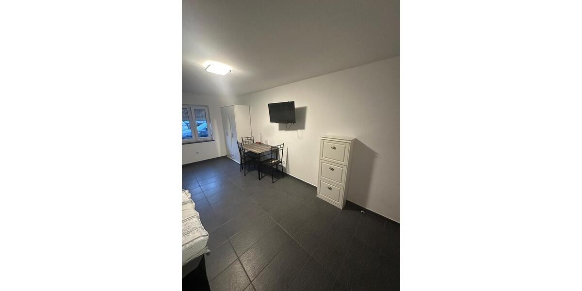 Erdgeschoßwohnung Ludwigshafen am Rhein Ludwigshafen-Oggersheim - 1 Zimmer, 28 m&sup2;, 700&euro; | Angebot:25976009