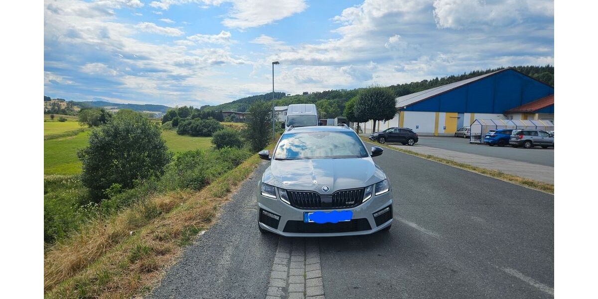 Skoda Octavia 95.000 km 24.000 &euro; Eschenburg 35713