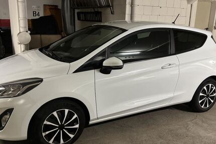 Ford Fiesta 113.000 km 9.500 &euro; Jettingen 71131