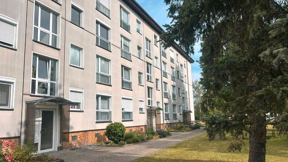 Etagenwohnung Zeithain - 3 Zimmer, 57 m&sup2;, 28.000&euro; | Angebot:26996087