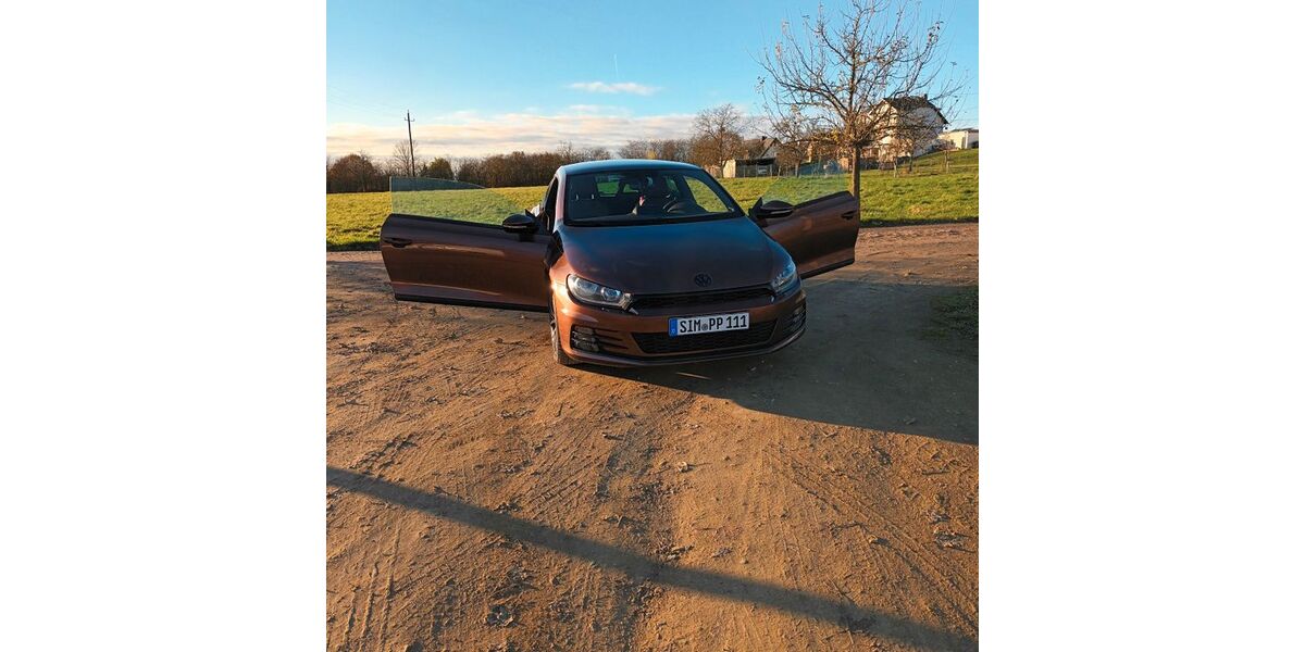 VW Scirocco 155.000 km 11.900 € Boppard 56154