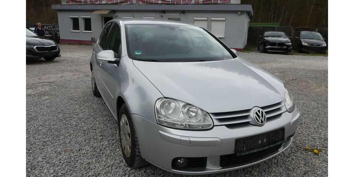 VW Golf 213.796 km 990 &euro; ALTENSTEIG 72213