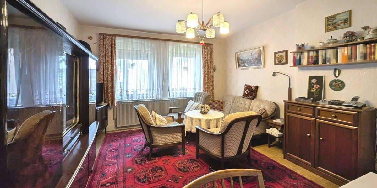 3-Familienhaus mit großem Garten zentral in Vellmar 9 zimmer