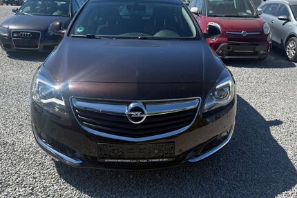 Opel Insignia 157.000 km 6.499 &euro; Regensburg 93055