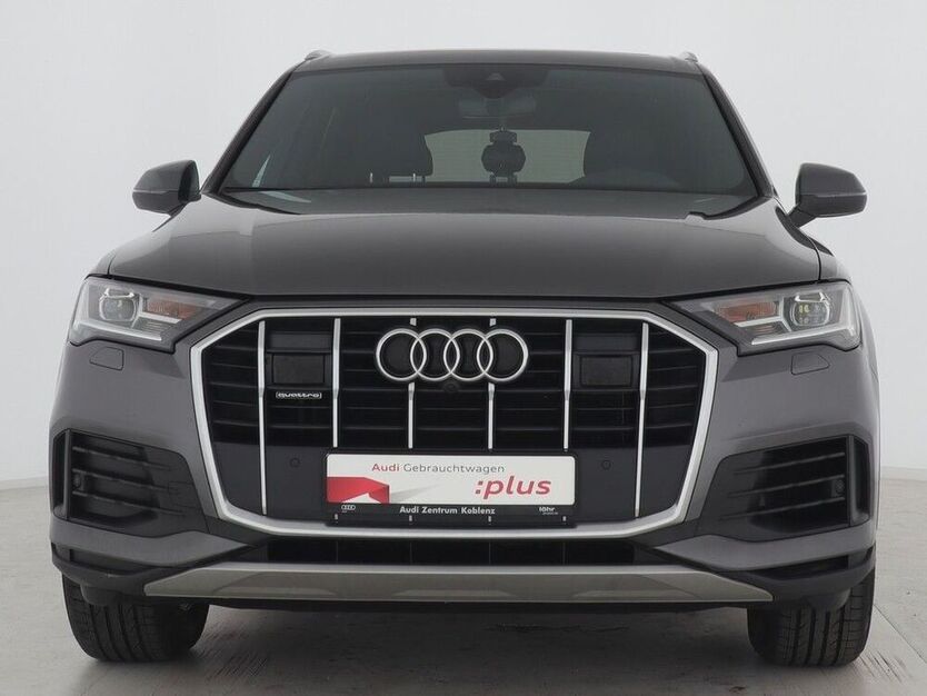 Q7
