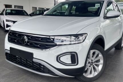 VW T-Roc 5.300 km 28.970 € Attendorn 57439