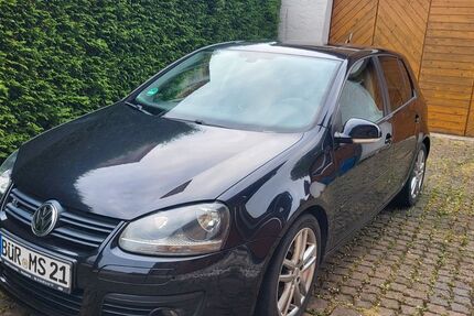VW Golf 221.948 km 2.900 &euro; Büren 33142