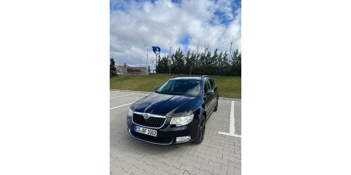 Skoda Superb 253.225 km 8.500 &euro; Sindelfingen 71067